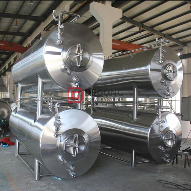 Eladó 7 sb rozsdamentes acél ipari kézműves sör vízszintes hornyoló tartály érlelési tartályok